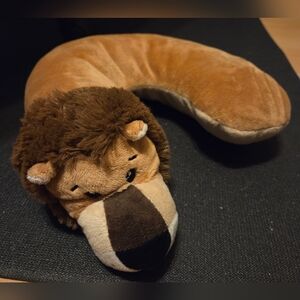 Nuby Plush Lion 11" Neck Pillow